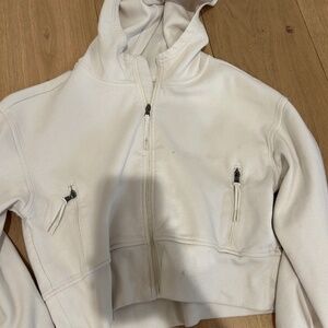cream cropped zip up hoodie with pockets worn once perfect condition!